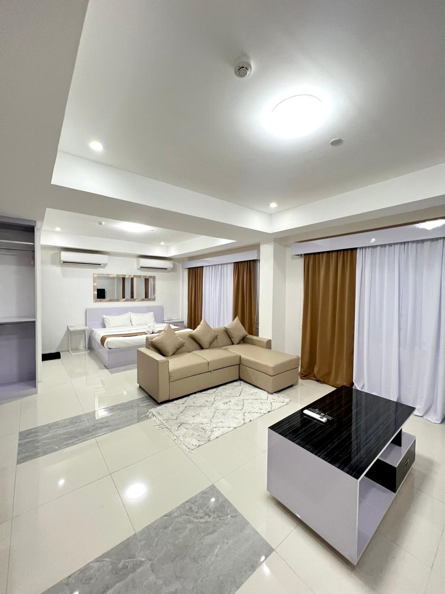 Staycation Hotel San Jose (Nueva Ecija) Exterior foto